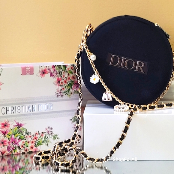 💥💥 Dior Vanity Pouch Makeup Case with inner mirror Black circular 15×7c - Picture 16 of 16